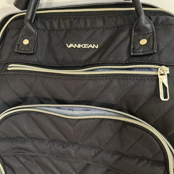 Backpack - Picture 2 of 4